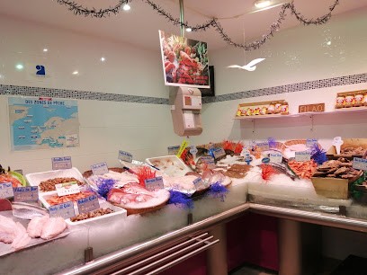 Filao, Mareyeur et Vendeur de Fruits de Mer à Saclas